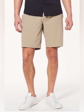 Lululemon Commission Short Slim *Warpstreme 9"